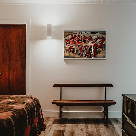 The Kent Motel Niagara-on-the-Lake Екстер'єр фото