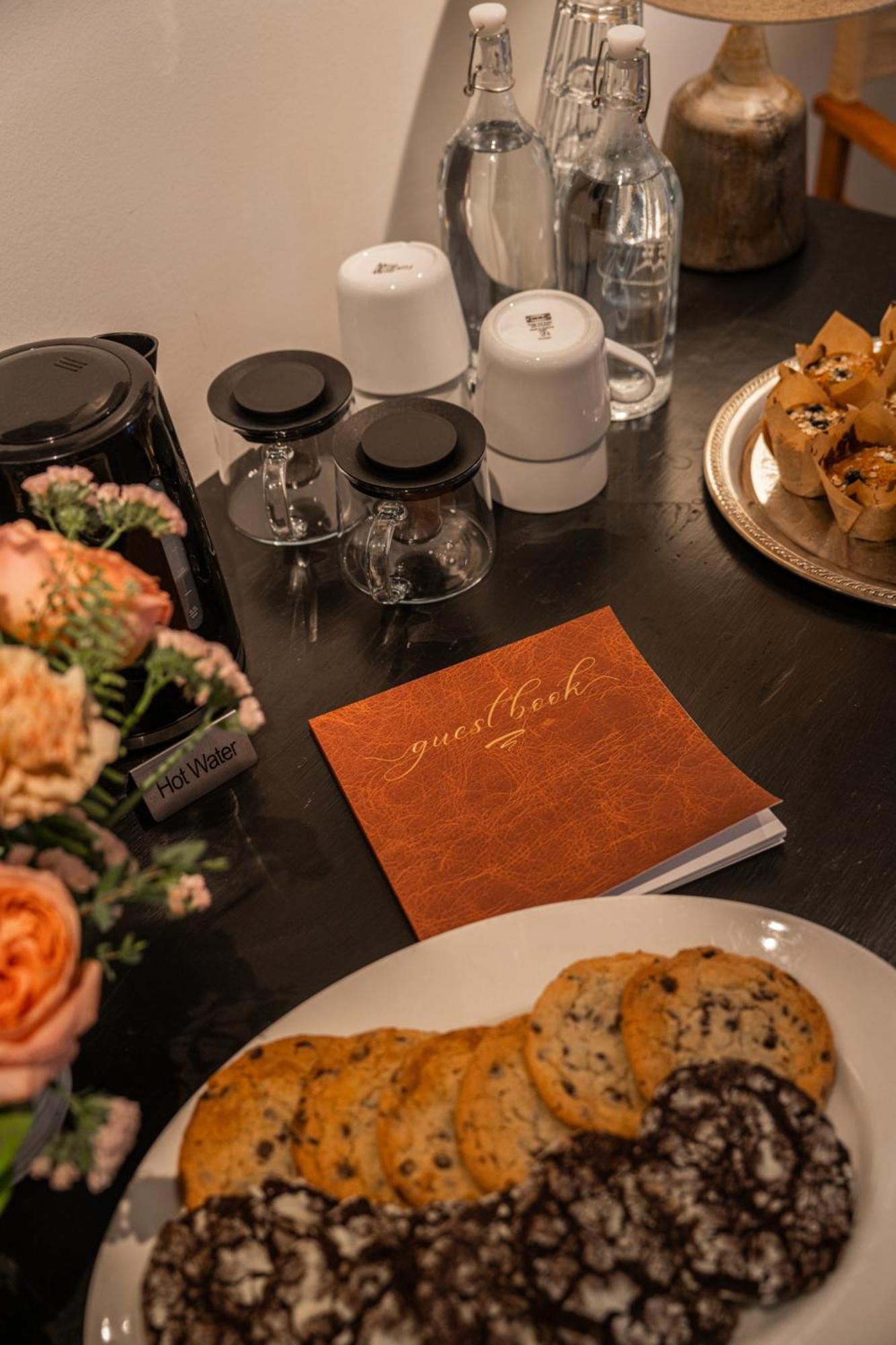 The Kent Motel Niagara-on-the-Lake Екстер'єр фото